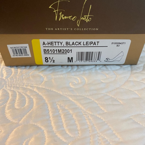 Franco Sarto “Hetty” peep toe wedge - Picture 5 of 5